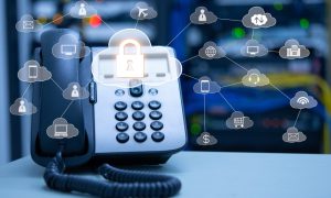 تفاوت VoIP و تلفن معمولی